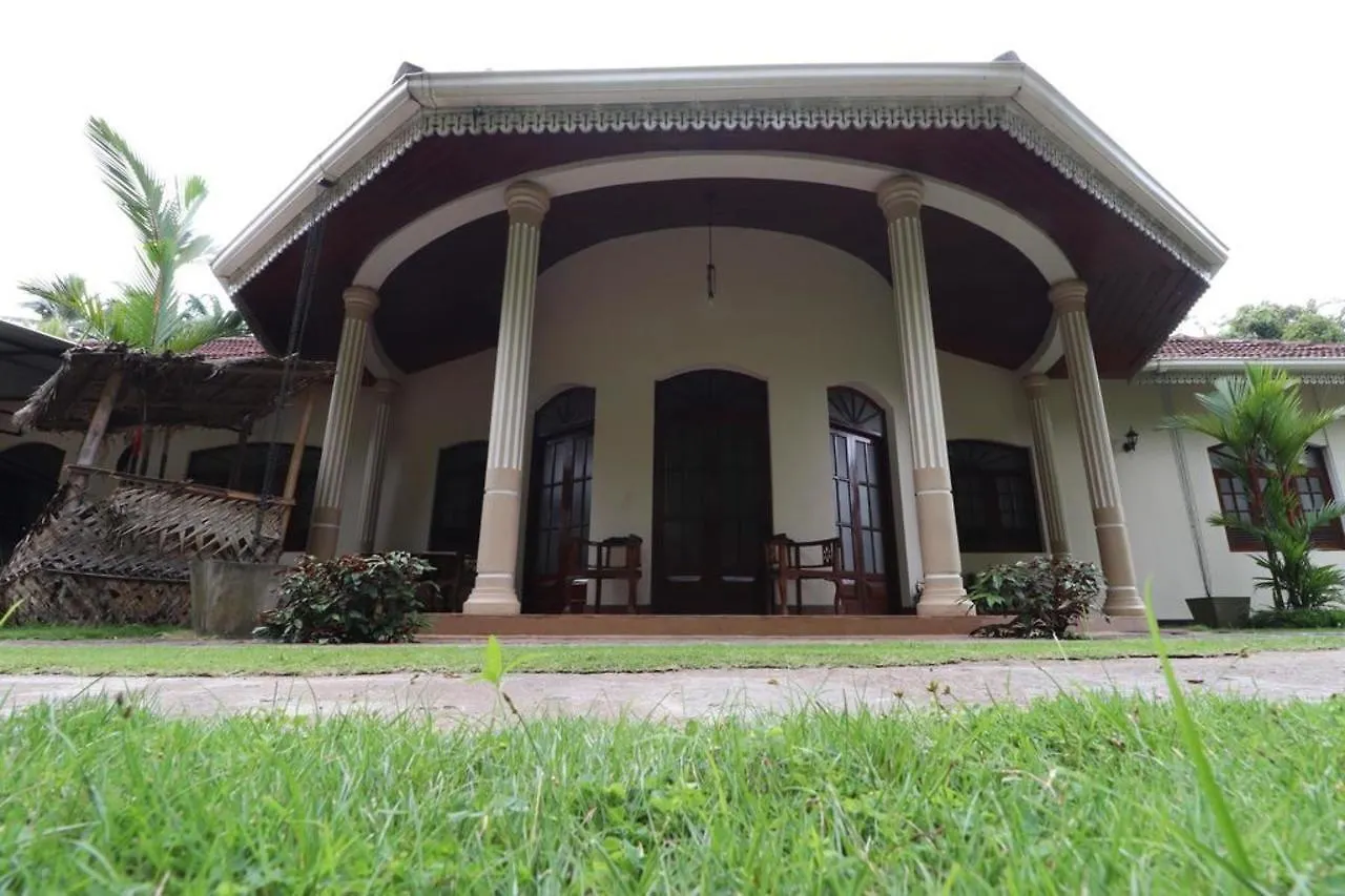 فندق Granary Home Stay كاندي