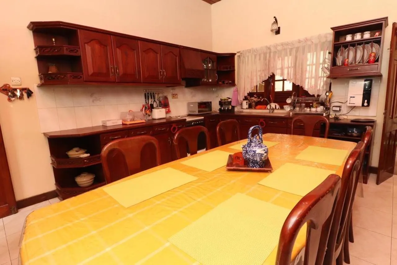 Granary Home Stay كاندي سريلانكا